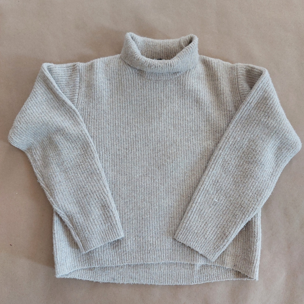 Uniqlo 3D Knitted Soufflé Beige Yarn Cowl Neck Sweater Long Sleeve Womens XXS